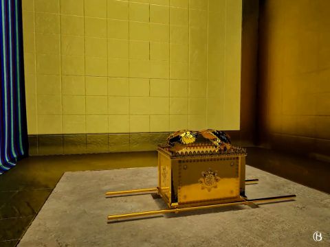 Wäre die Bundeslade da gewesen, hätte sie in der Vertiefung in der Steinplatte gestanden. Diese gleiche Vertiefung ist heute noch in derselben Steinplatte zu sehen, die derzeit von der al-Aqsa-Moschee in Jerusalem bedeckt wird. – Folie 13