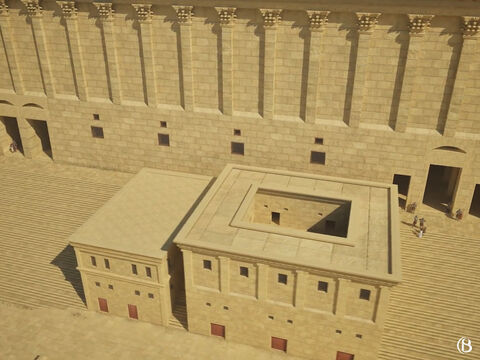 Es gab zwei Eingänge zum Tempel in der Südmauer, die als Hulda-Tore bekannt waren (höchstwahrscheinlich nach einer Prophetin benannt, die zur Zeit von König Josia in Jerusalem lebte). Eines war ein Dreifachtor und das andere ein Doppeltor. – Folie 3