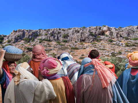 Alle machten sich auf den Weg zum Berg Karmel. – Folie 10