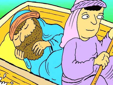 Jesus war den ganzen Tag beschäftigt gewesen und hatte den Menschen von Gott erzählt. Jetzt war er sehr müde. Er legte sich hin und schlief ein. – Folie 3