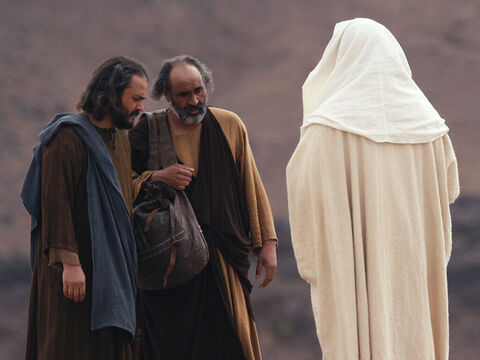 Als sie in die Nähe von Emmaus kamen, schien es so, als wollte Jesus weitergehen. Aber sie baten Ihn sehr: „Bleibe bei uns, denn es will Abend werden und der Tag hat sich geneigt.” Also ging Er mit ihnen ins Haus. – Folie 11