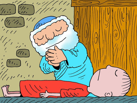 Elisa ging jedoch weiter zu dem Haus der Frau und ging in den Raum mit dem toten Jungen. Er betete und wartete darauf, dass Gott ihm sagen würde, was er zu tun hatte. Und Gott sprach zu ihm. – Folie 16